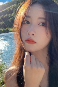 双乳被一左一右的吸着