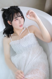 《小樱与鸣人》免费动漫观看