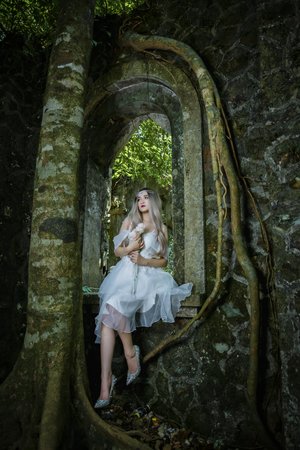 国精产品一二三区精华液