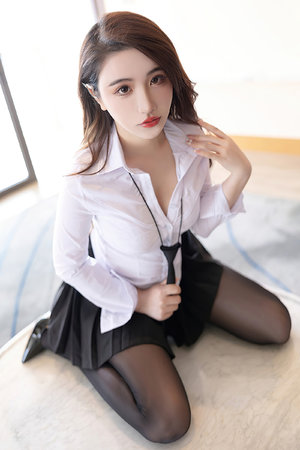 姐姐用手帮你打枪