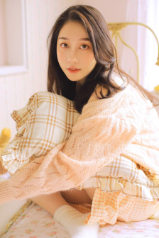 班长～能把遥控器跳D关了嘛